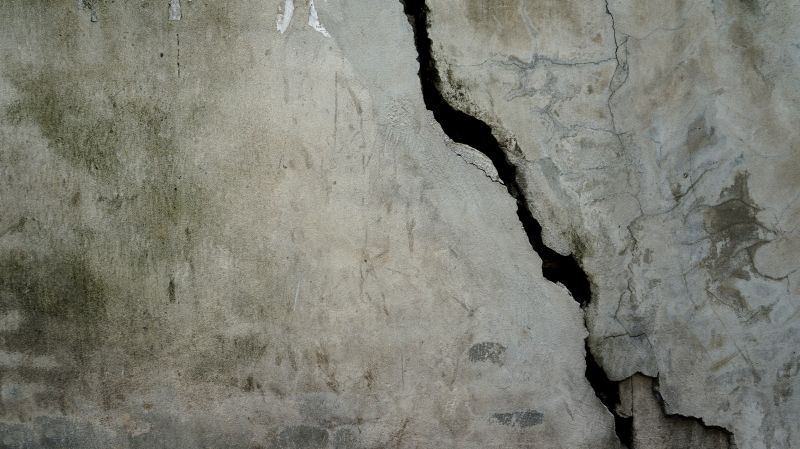 Foundation Cracks